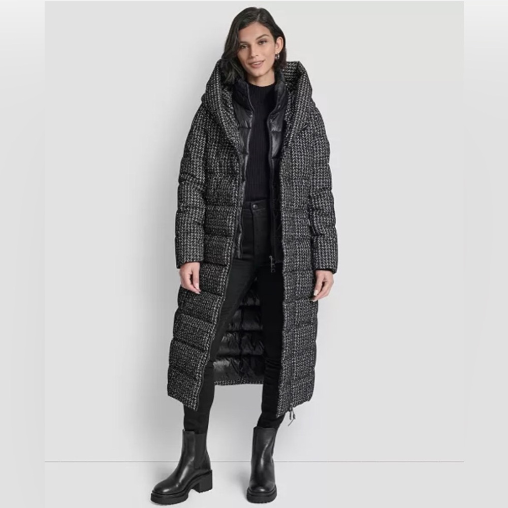 DKNY Black and White chevron Patterned Puffer Coat